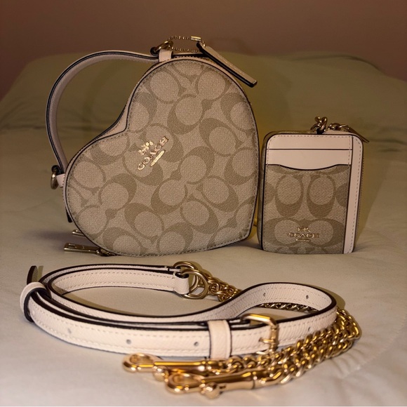 Coach Heart Bag and Wallet - Picture 2 of 12